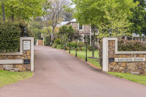 Grand Mercure Basildene Manor - Holiday Sunshine Coast 15