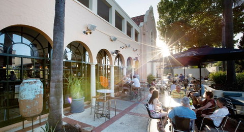 Captain Stirling Hotel - Sunshine Coast Tourism 19