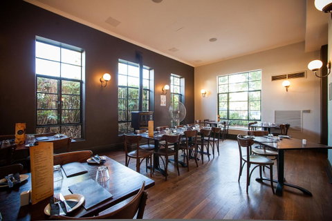 Captain Stirling Hotel - Sunshine Coast Tourism 41