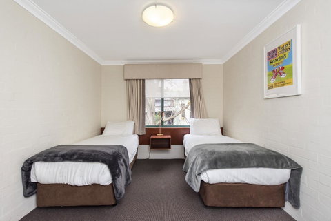 Subiaco Village 20 - Sunshine Coast Tourism 13