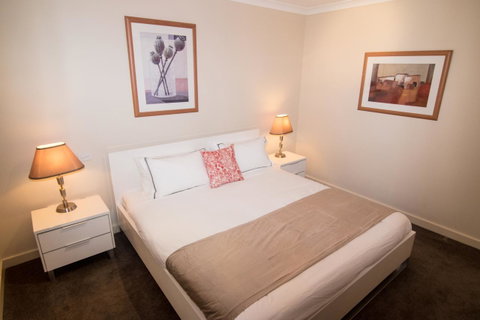 Visit Perth Now - Holiday Sunshine Coast 1