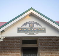 Spencer Cottage - Sunshine Coast Tourism
