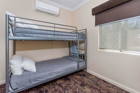 Quality Hotel Bayswater - Holiday Sunshine Coast 15