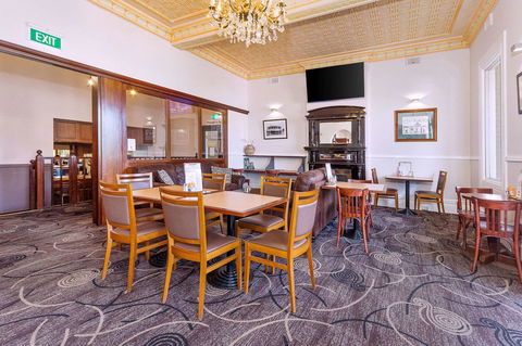 Quality Hotel Bayswater - Holiday Sunshine Coast 16