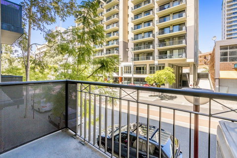 6 Executive Eastside Parking, Gym & Pool - Holiday Sunshine Coast 33