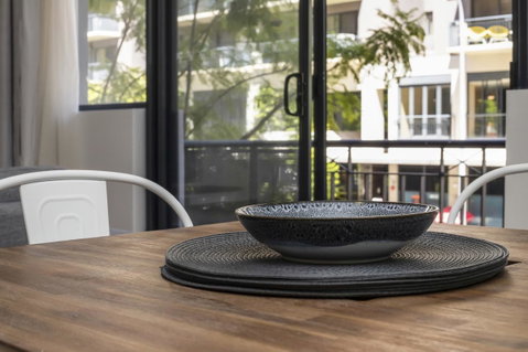 6 Executive Eastside Parking, Gym & Pool - Holiday Sunshine Coast 11