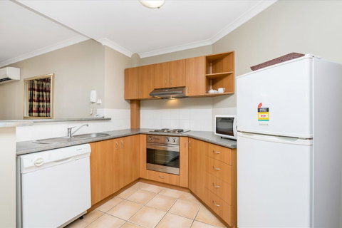 6 Executive Eastside Parking, Gym & Pool - Holiday Sunshine Coast 27