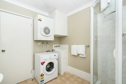 6 Executive Eastside Parking, Gym & Pool - Holiday Sunshine Coast 30