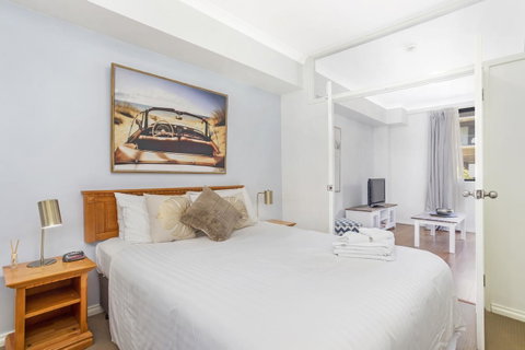 6 Executive Eastside Parking, Gym & Pool - Holiday Sunshine Coast 5