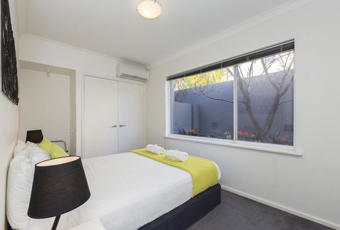 Cottesloe Beach House II - Sunshine Coast Tourism 13