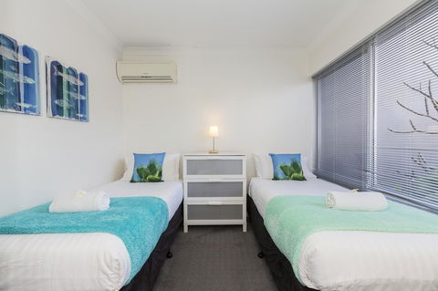 Cottesloe Beach House II - Sunshine Coast Tourism 8