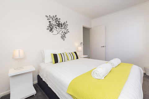Cottesloe Beach House II - Sunshine Coast Tourism 11