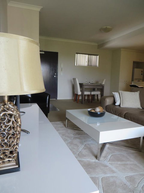 PTApartments - Holiday Sunshine Coast 13