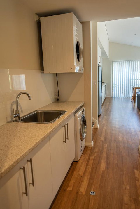 Cape Villas Dunsborough Unit 2 - Sunshine Coast Tourism 15