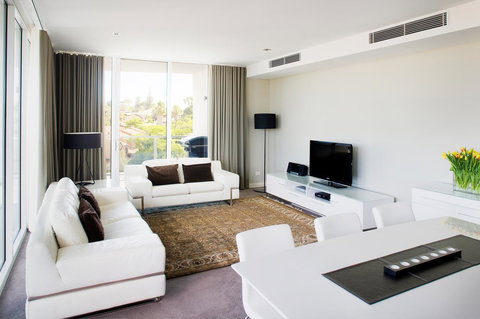 Claremont Quarter Luxury Apartment - Holiday Sunshine Coast 3