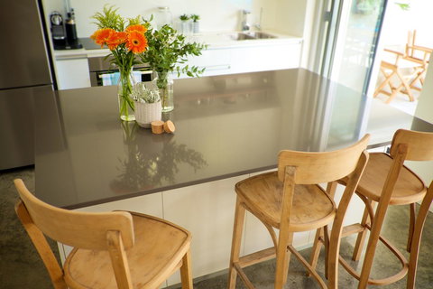 Cottesloe Artist's Beach Retreat - Holiday Sunshine Coast 18