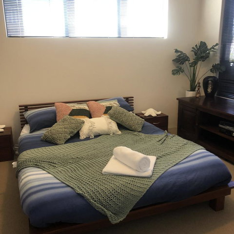 BeachHideaway@Scarborough - Sunshine Coast Tourism 1