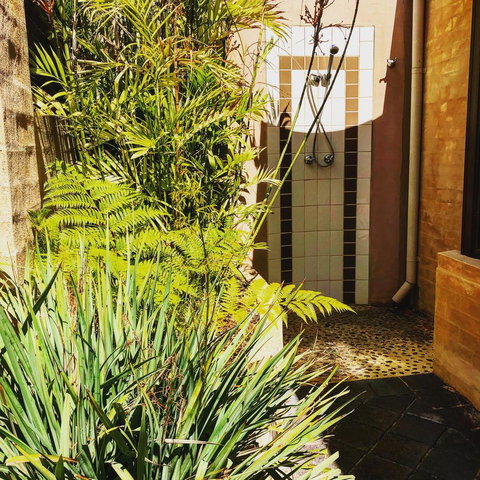 BeachHideaway@Scarborough - Sunshine Coast Tourism 10