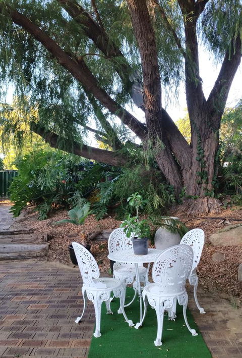 Jacaranda Hideaway Bed & Breakfast - Holiday Sunshine Coast 15