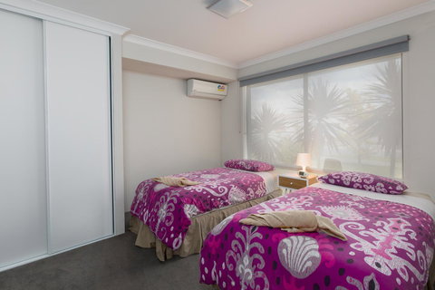 Rainbow Dream House - Holiday Sunshine Coast 14