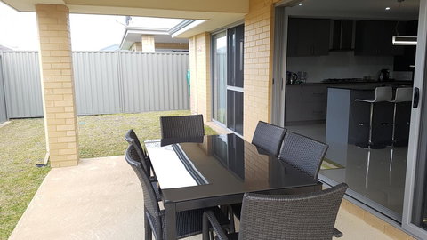 Rainbow Dream House - Holiday Sunshine Coast 24
