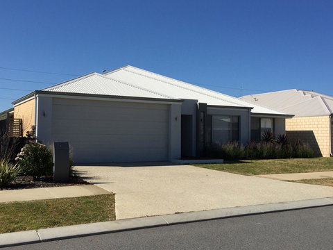 Rainbow Dream House - Holiday Sunshine Coast 27