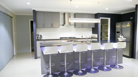 Rainbow Dream House - Holiday Sunshine Coast 2