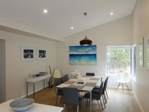 The Villa Dunsborough - Sunshine Coast Tourism 4