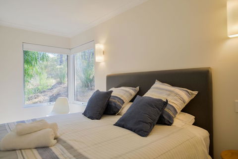 The Villa Dunsborough - Sunshine Coast Tourism 10