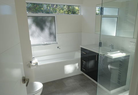 The Villa Dunsborough - Sunshine Coast Tourism 9