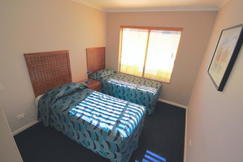 Bunbury Motel And Apartments - Sunshine Coast Tourism 14
