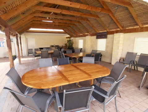 Bunbury Motel And Apartments - Sunshine Coast Tourism 9