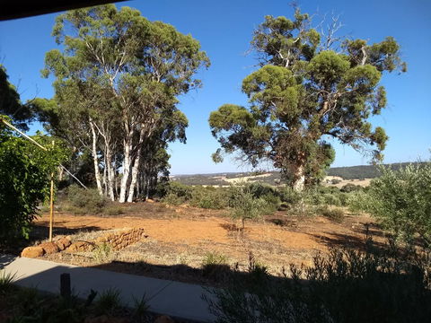 Hotham Ridge Estate - Sunshine Coast Tourism 19