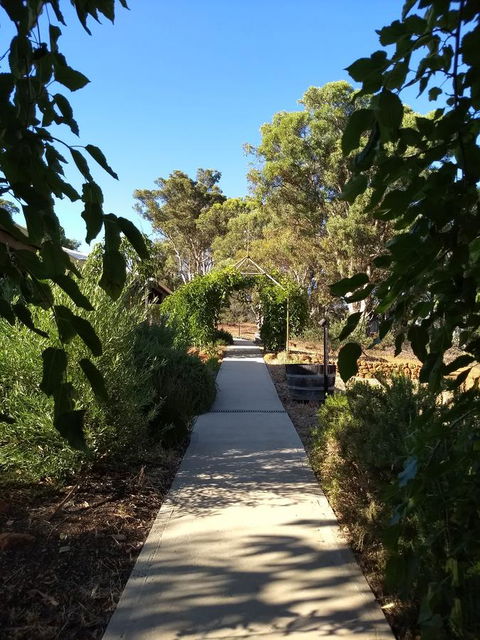 Hotham Ridge Estate - Sunshine Coast Tourism 34