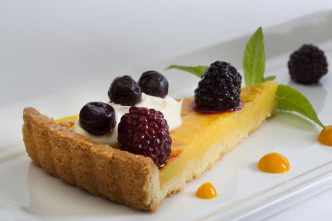 Pagoda Resort & Spa - Sunshine Coast Tourism 23