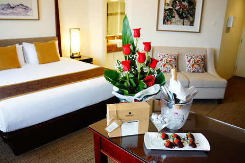 Pagoda Resort & Spa - Sunshine Coast Tourism 1