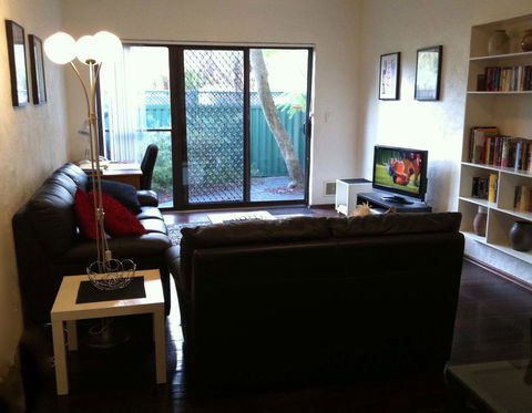 Kenata-Fairway Apartment Hotel - Holiday Sunshine Coast 32