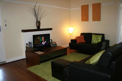 Kenata-Fairway Apartment Hotel - Holiday Sunshine Coast 1
