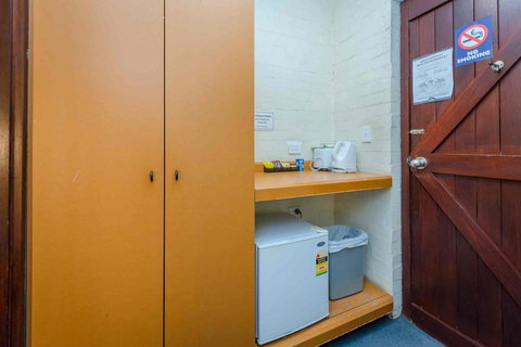 Nightcap At Wintersun Hotel - Holiday Sunshine Coast 17