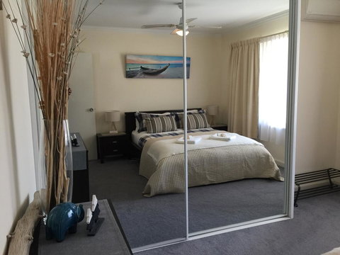 Applecross Village Apartment - Sunshine Coast Tourism 28