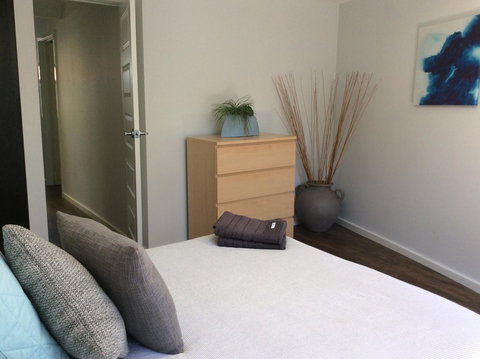 Como Retreat - Two Bedroom Villa - Sunshine Coast Tourism 8