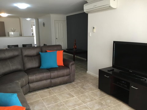 Geographe Bay Apartment - Holiday Sunshine Coast 1