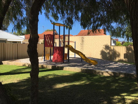 Geographe Bay Apartment - Holiday Sunshine Coast 8