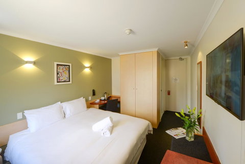 Sullivans Hotel - Holiday Sunshine Coast 14