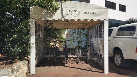 Sullivans Hotel - Holiday Sunshine Coast 36