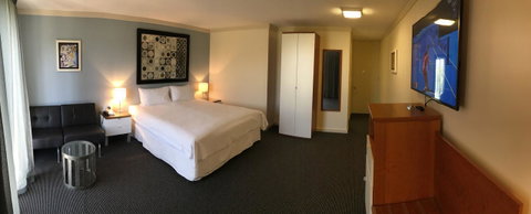 Sullivans Hotel - Holiday Sunshine Coast 22