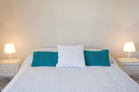 Fremantle Local Beach Studio - Holiday Sunshine Coast 7
