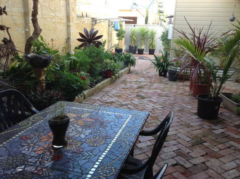 Fremantle Local Beach Studio - Holiday Sunshine Coast 23