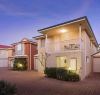 Cooper Street - Sunshine Coast Tourism