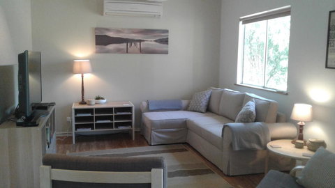 Abbivale Farm Cottage - Holiday Sunshine Coast 3